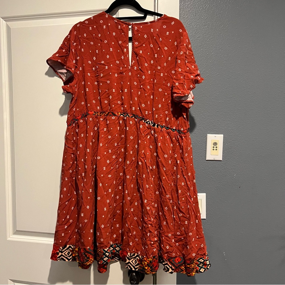 Torrid Terracotta Patterned Dress - Picture 7 of 8